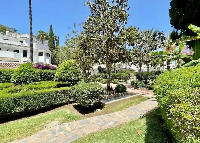 Elviria Luxury *